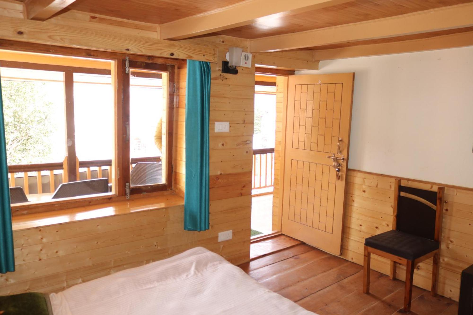 Forest Wood Cottage Маналі Екстер'єр фото